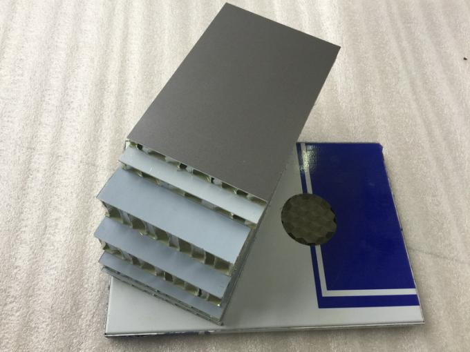Сот легкой установки алюминиевый обшивает панелями сопротивление погоды для воздушно-космического пространства